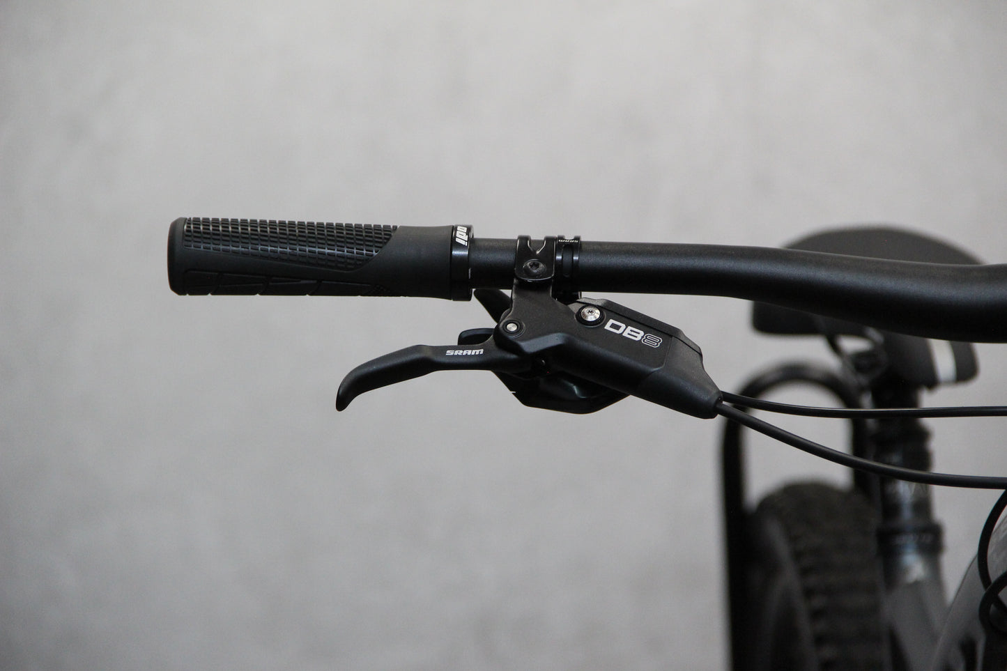2022 Whyte G180