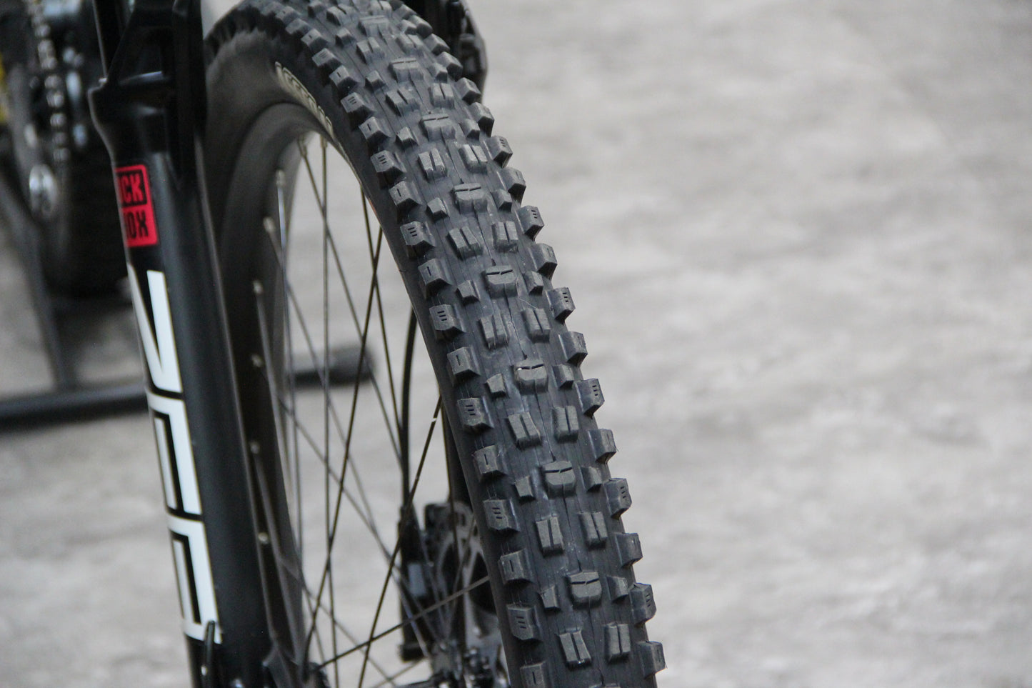 2022 Whyte G180