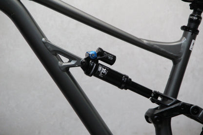 2021 Specialized Status 160