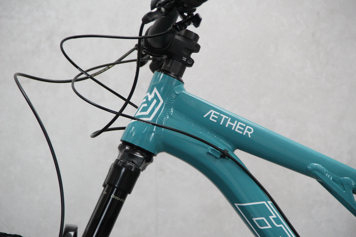 2022 Bird Aether