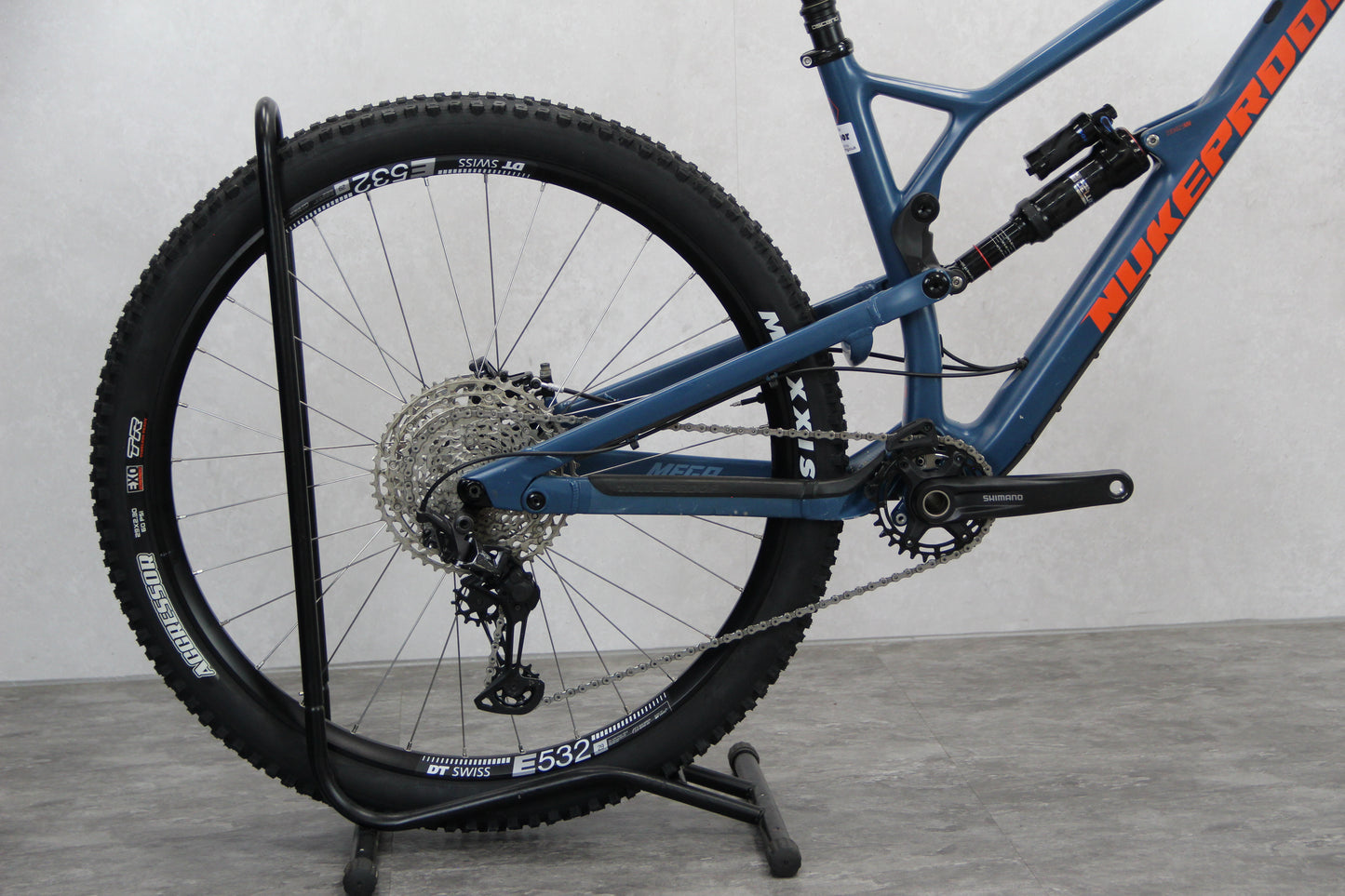 2020 Nukeproof Mega