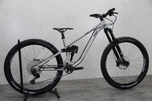 2021 Privateer 161