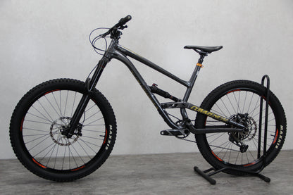 2019 Commencal Clash