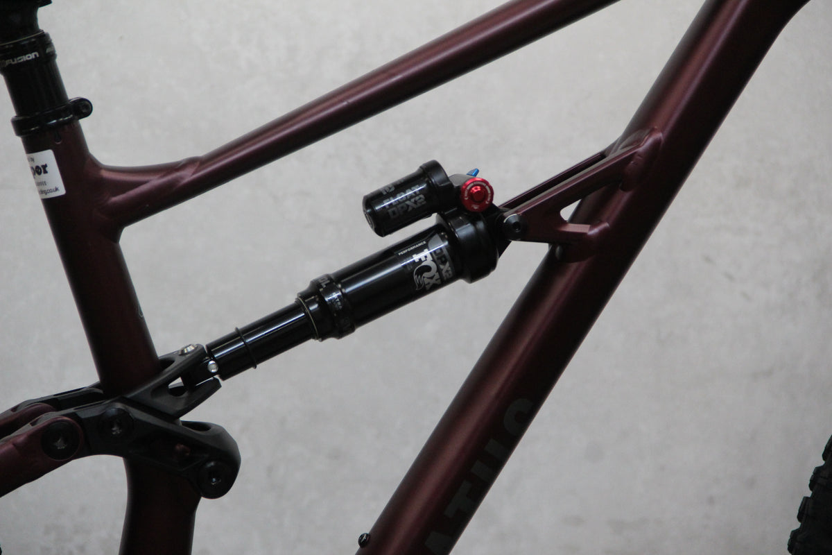 2022 Specialized Status