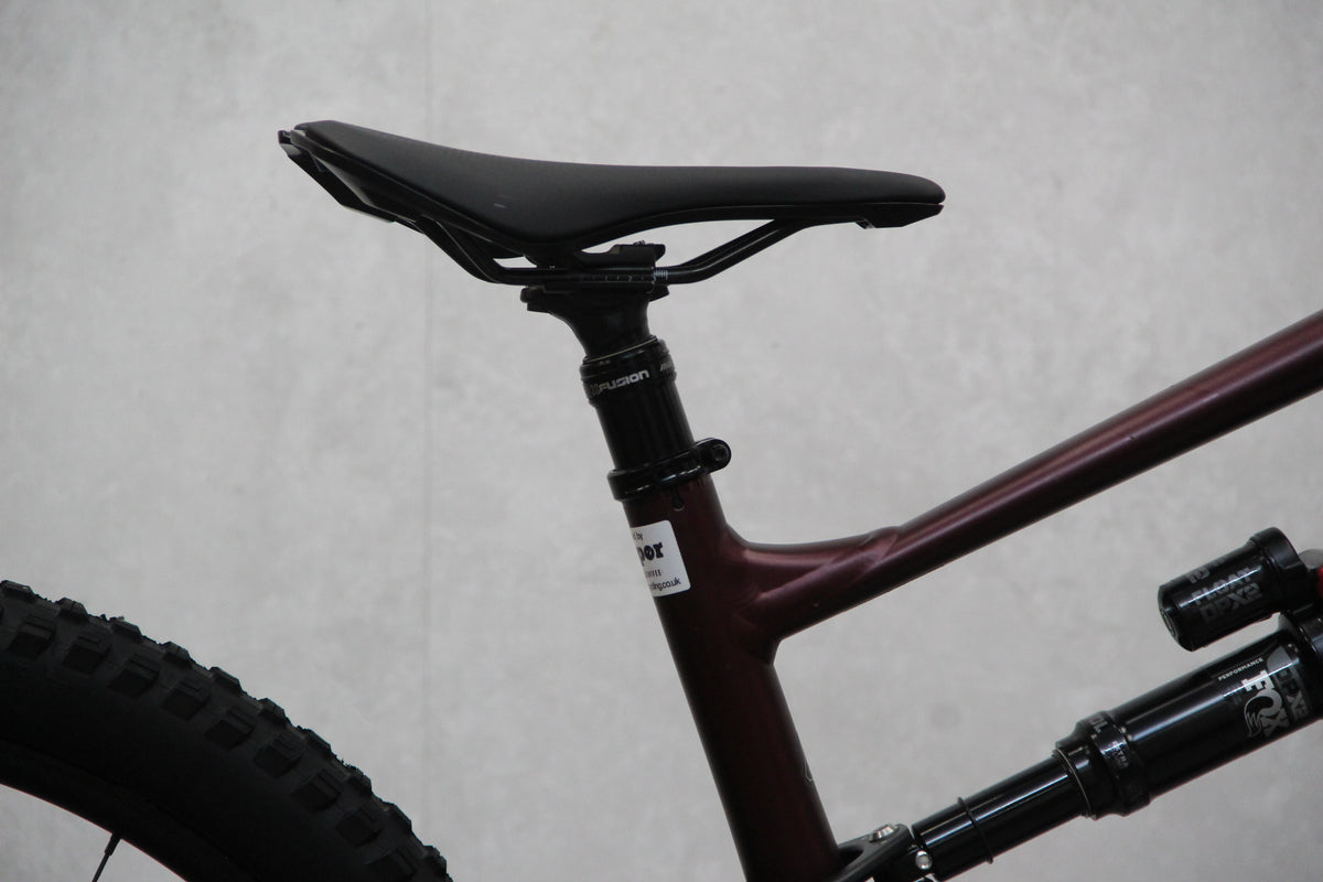 2022 Specialized Status