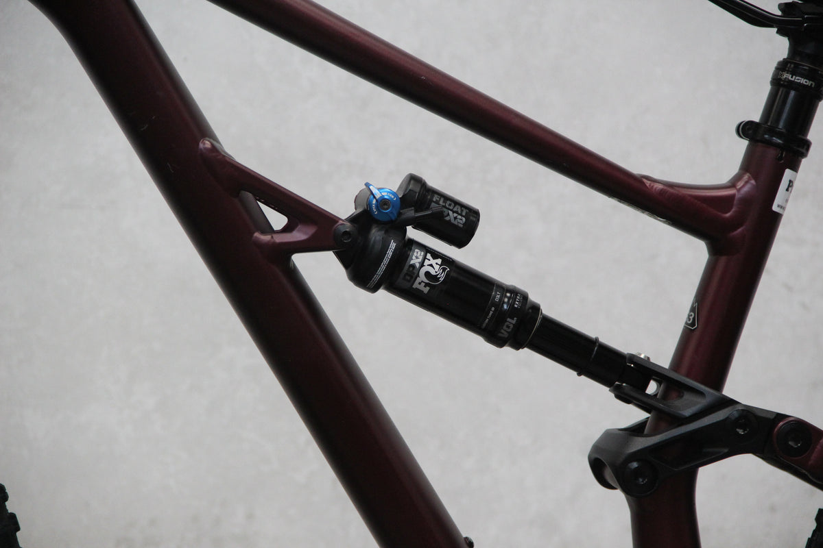 2022 Specialized Status