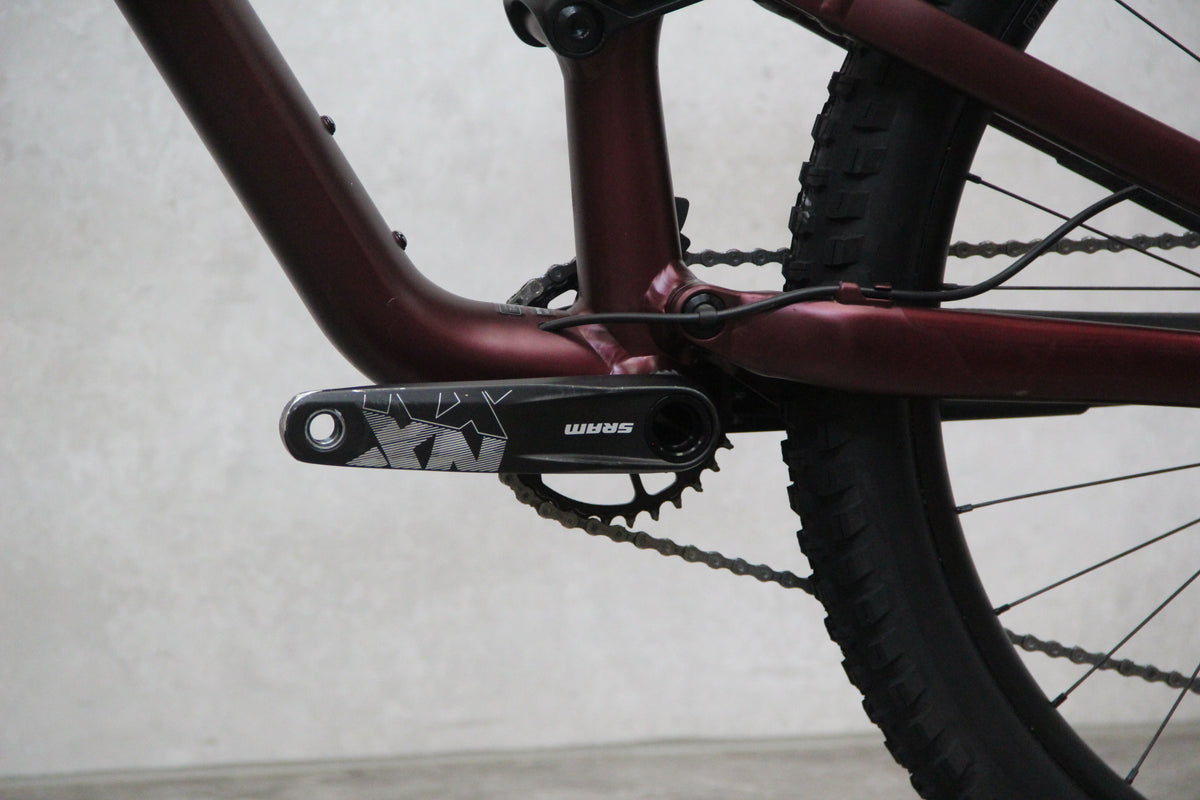 2022 Specialized Status