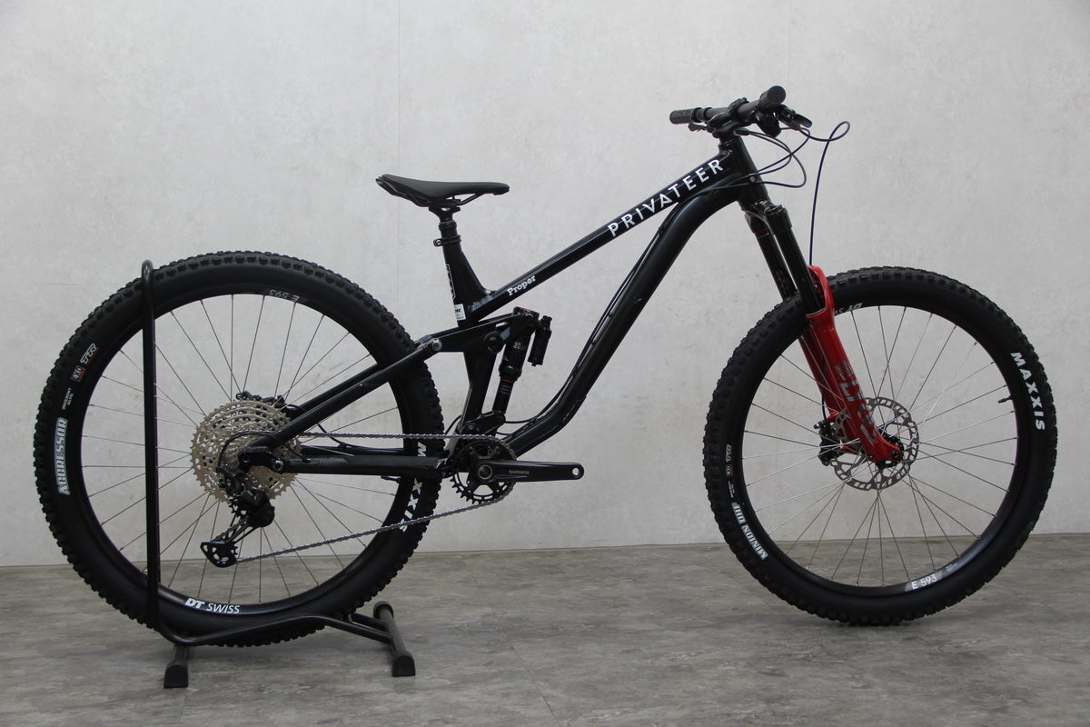 2021 Privateer 161