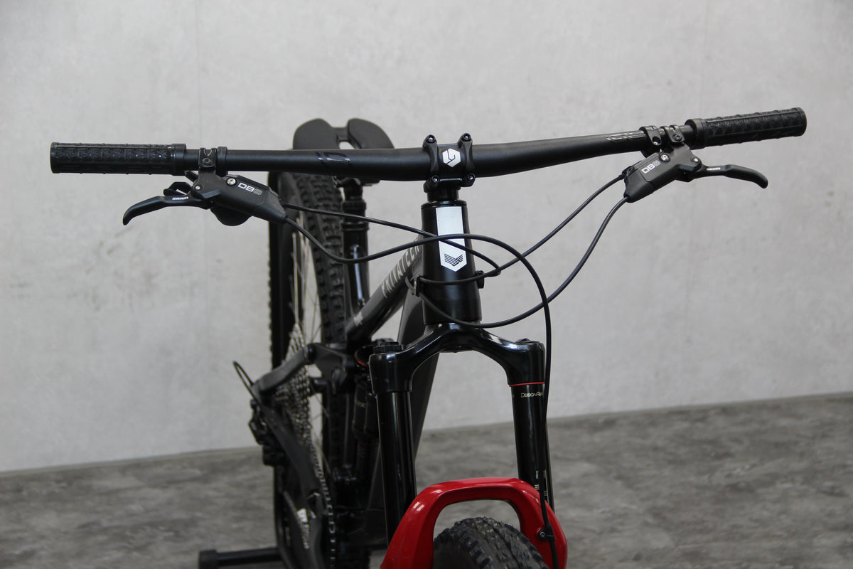 2021 Privateer 161
