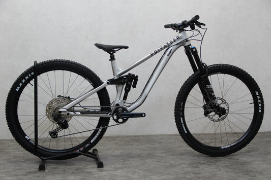 2021 Privateer 161