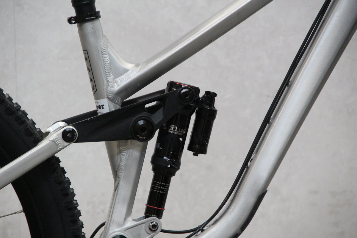 2021 Privateer 161