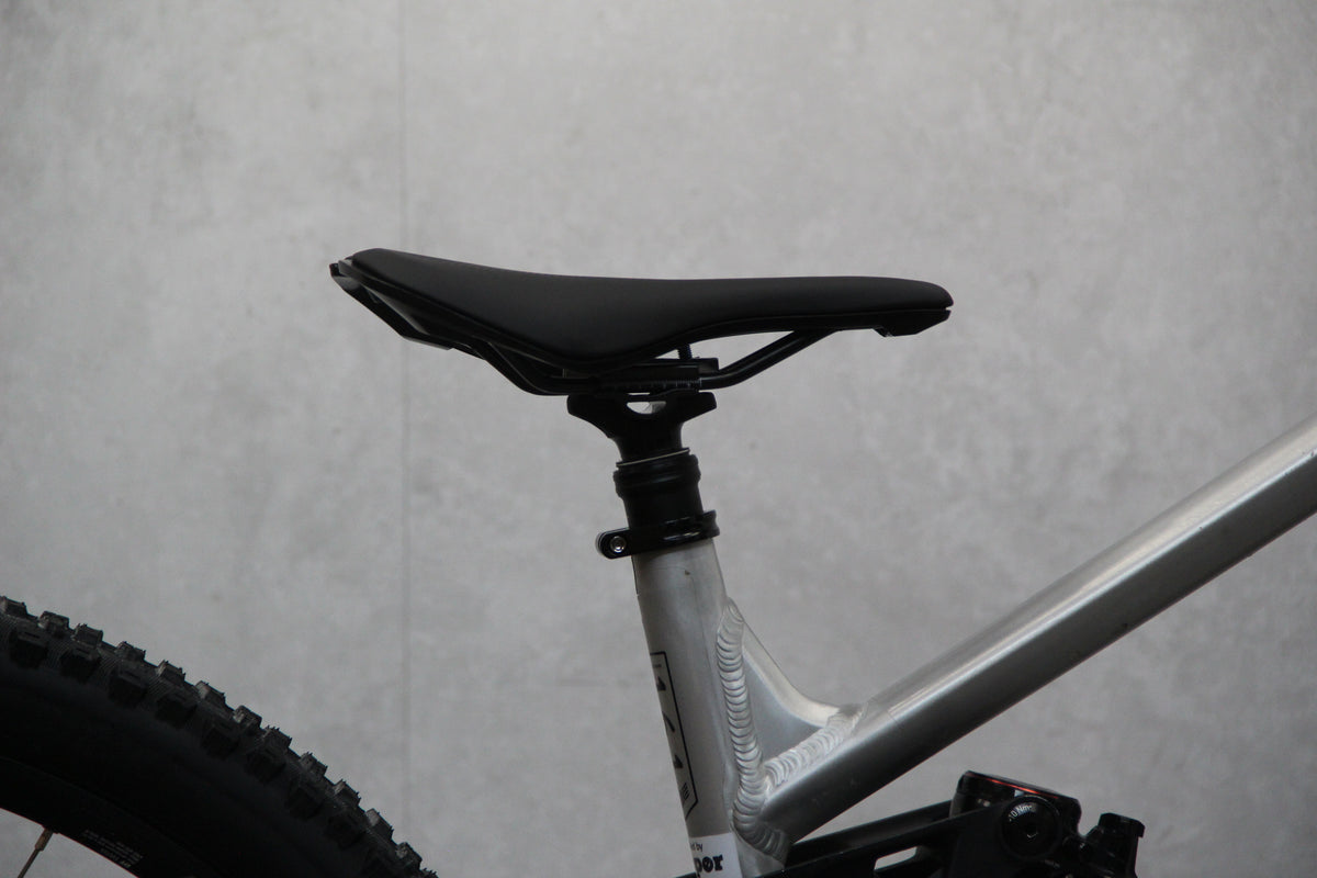 2021 Privateer 161
