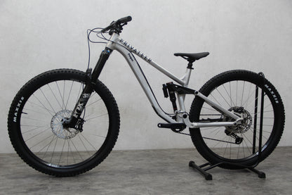 2021 Privateer 161