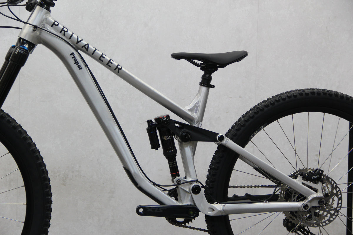 2021 Privateer 161