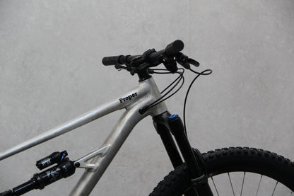 2021 Specialized Status 140