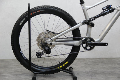 2021 Specialized Status 140