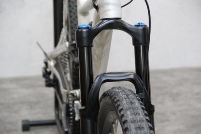 2021 Specialized Status 140