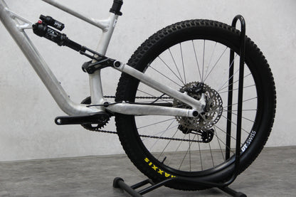 2021 Specialized Status 140