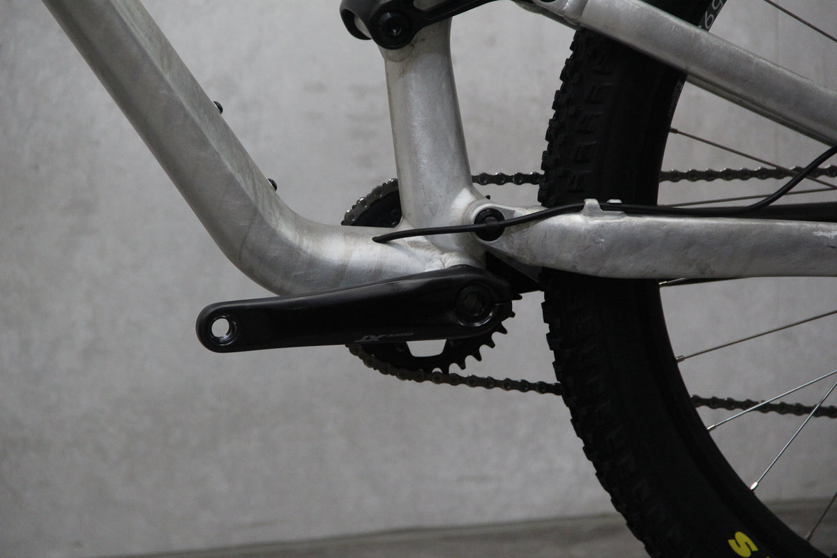2021 Specialized Status 140