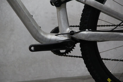 2021 Specialized Status 140