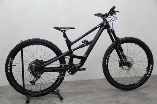 2022 YT Capra