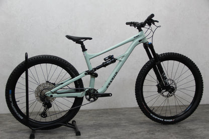 2022 Specialized Status 160