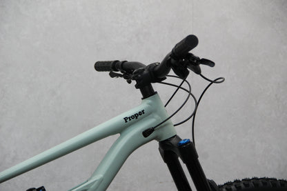 2022 Specialized Status 160