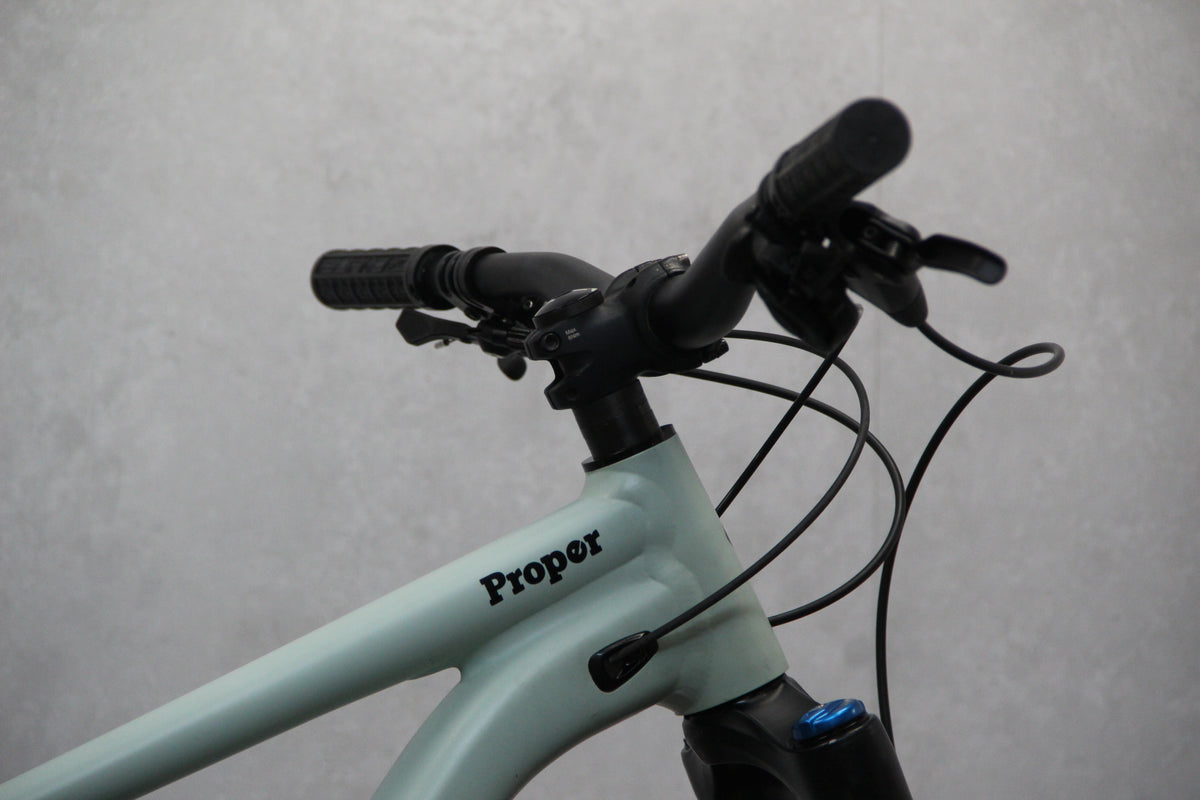 2022 Specialized Status 160
