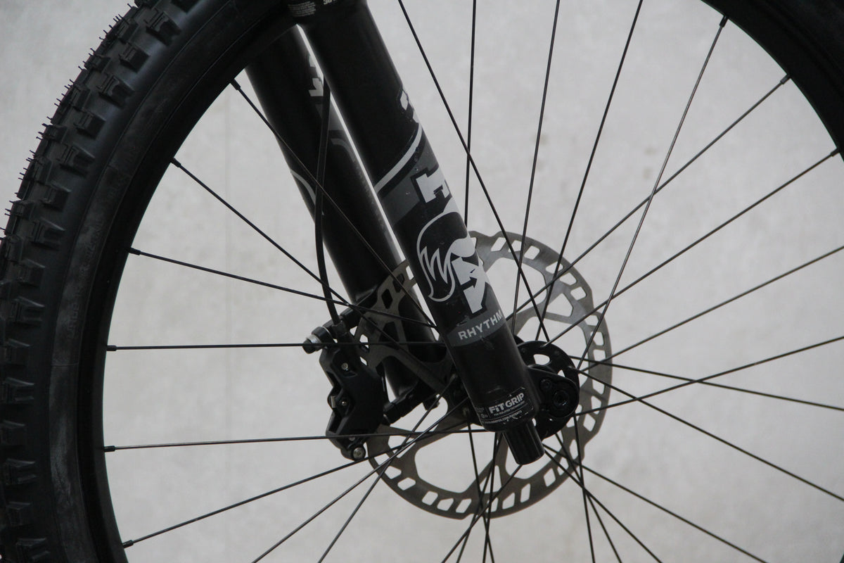 2022 Specialized Status 160