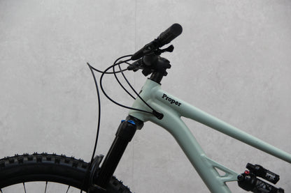2022 Specialized Status 160