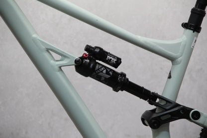 2022 Specialized Status 160
