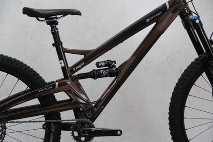 2022 Orange Switch 6