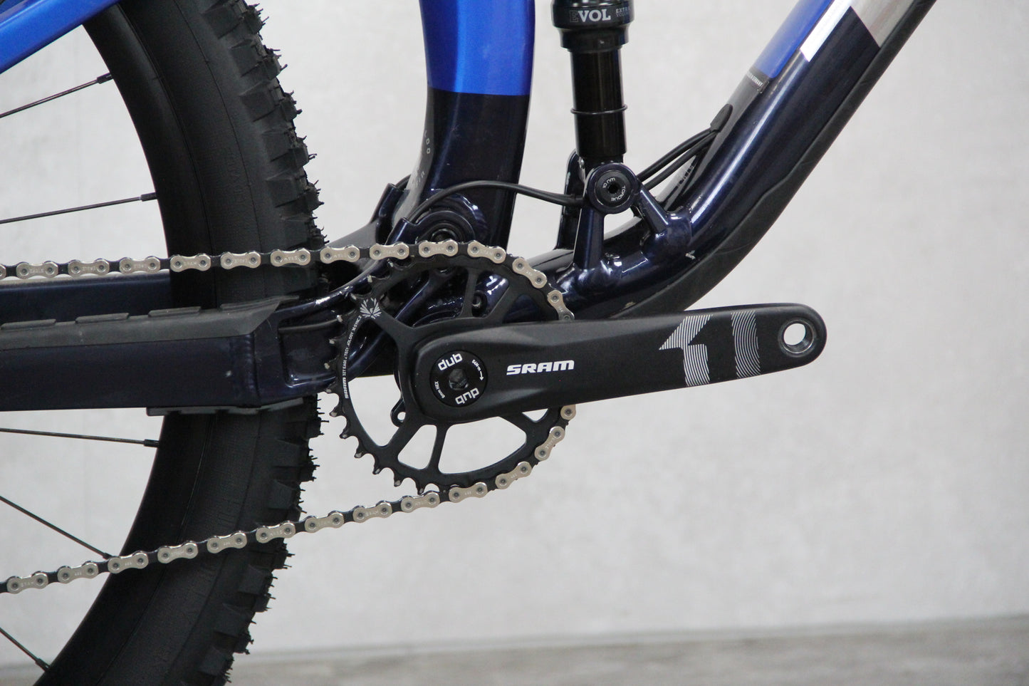 2022 Trek Fuel EX8