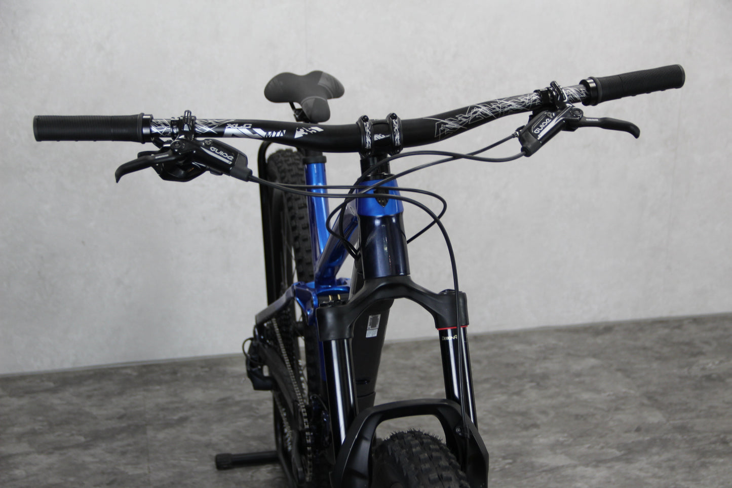 2022 Trek Fuel EX8