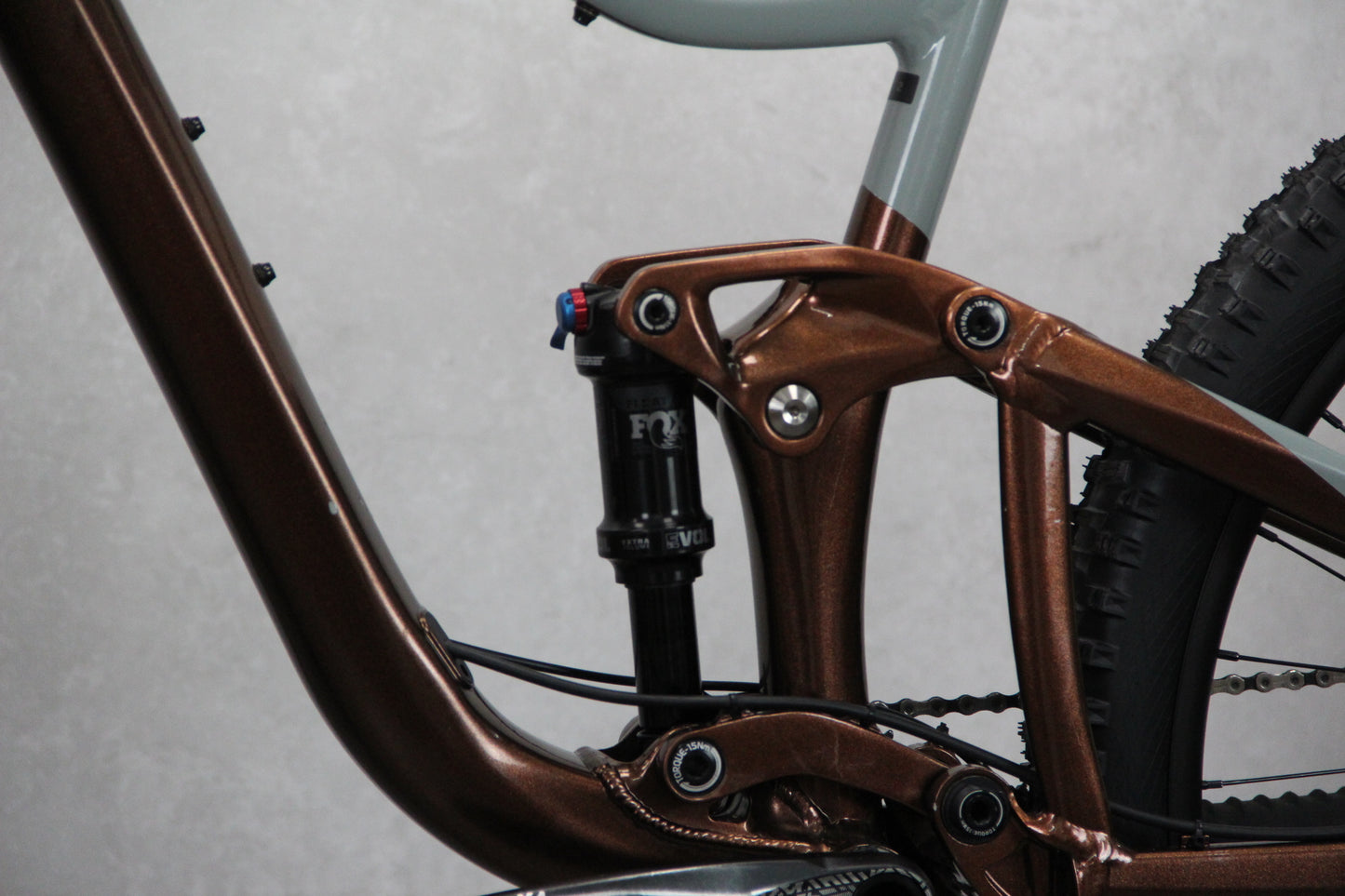 2022 Giant Trance X2